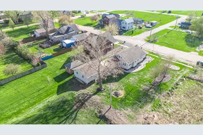 32462 White Street, Kirkland, IL 60146 - Photo 36