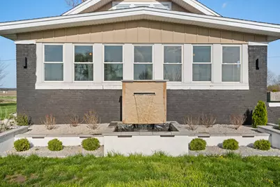 32462 White Street, Kirkland, IL 60146 - Photo 2