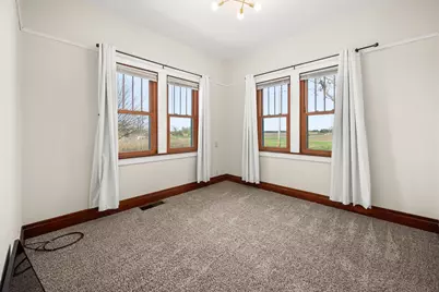 32462 White Street, Kirkland, IL 60146 - Photo 12