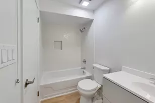 958 Inverrary Ln, Deerfield, IL 60015 - Photo 10