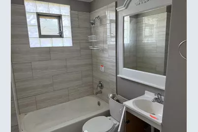 538 Ingraham Avenue, Calumet City, IL 60409 - Photo 10