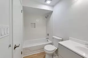 958 Inverrary Ln, Deerfield, IL 60015 - Photo 10