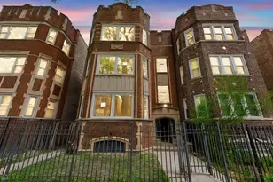 7741 S Phillips Ave, Chicago, IL 60649 - Photo 2