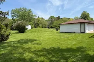 7056 Osage Road W, Long Grove, IL 60047 - Photo 4