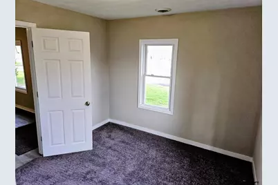 1320 S 13th Street, Pekin, IL 61554 - Photo 4