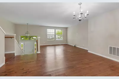 101 Driscoll Lane #6, Wood Dale, IL 60191 - Photo 8
