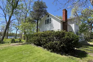 902 N Lake Shore Dr, Round Lake Beach, IL 60073 - Photo 1