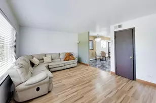 3111 W Foster Ave, Chicago, IL 60625 - Photo 12