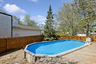 4140 Portage Ln, Hoffman Estates, IL 60192 - Photo 26