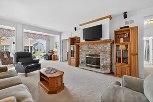 13464 Winterberry Ln, Huntley, IL 60142 - Photo 6