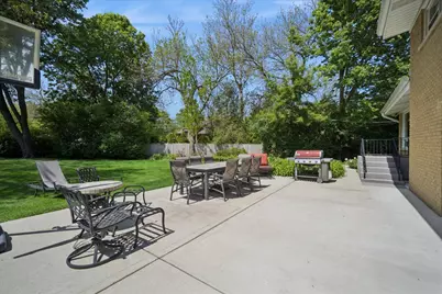323 Vine Street, Wilmette, IL 60091 - Photo 20