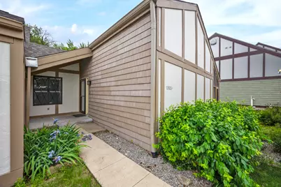 1301 Kingsridge Court #D, Normal, IL 61761 - Photo 2
