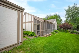 1301 Kingsridge Ct, Normal, IL 61761 - Photo 12