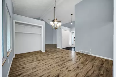 1301 Kingsridge Court #D, Normal, IL 61761 - Photo 26