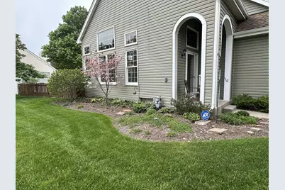 1575 Woodbury Circle, Gurnee, IL 60031 - Photo 28