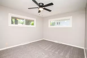 9 Riser Ave, Bloomington, IL 61701 - Photo 20