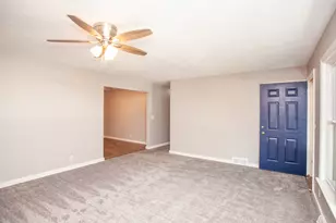 9 Riser Ave, Bloomington, IL 61701 - Photo 6