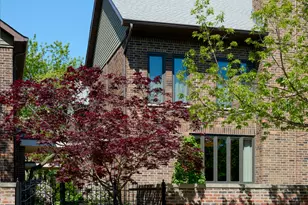 1818 N Larrabee St, Chicago, IL 60614 - Photo 1