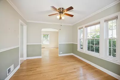 9328 Jefferson Avenue, Brookfield, IL 60513 - Photo 6