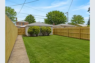 10606 S Vernon Avenue, Chicago, IL 60628 - Photo 16
