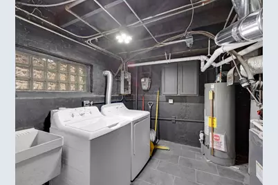 10606 S Vernon Avenue, Chicago, IL 60628 - Photo 12