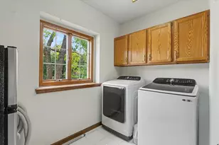 2807 Cherry Hills Dr, Champaign, IL 61822 - Photo 20