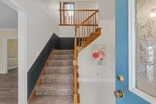 2807 Cherry Hills Dr, Champaign, IL 61822 - Photo 4
