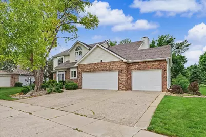 2807 Cherry Hills Drive, Champaign, IL 61822 - Photo 2