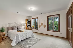 8115 Pluskota Dr, Orland Park, IL 60462 - Photo 22