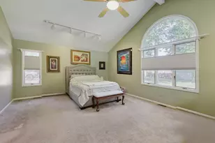 8035 Wolf Rd, La Grange, IL 60525 - Photo 12