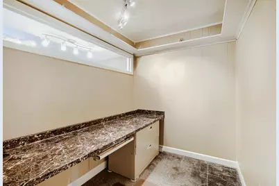 8035 Wolf Road, La Grange, IL 60525 - Photo 18