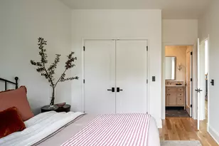 516 W 6th St, Hinsdale, IL 60521 - Photo 22