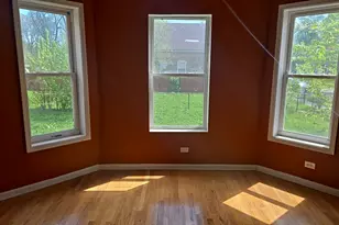 132 W 113th St, Chicago, IL 60628 - Photo 6