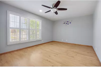 898 Debra Lane, Elk Grove Village, IL 60007 - Photo 18