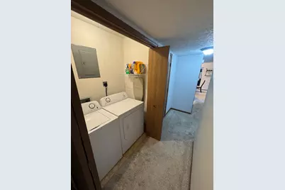 2430 E 51st Street #C, Davenport, IA 52807 - Photo 6