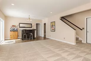 1412 Kickapoo Creek Rd, Bloomington, IL 61705 - Photo 32