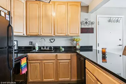 5803 Oakwood Drive #B, Lisle, IL 60532 - Photo 10