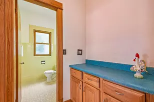 734 Gunderson Ave, Oak Park, IL 60304 - Photo 16