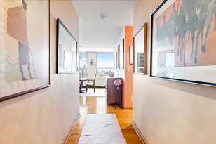 2626 N Lakeview Ave, Chicago, IL 60614 - Photo 16