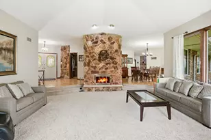 27250 Dutton Rd, Beecher, IL 60401 - Photo 12