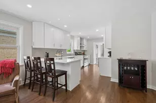 6341 N Tripp Ave, Chicago, IL 60646 - Photo 8