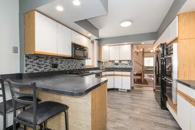7349 W Ibsen Street, Chicago, IL 60631 - Photo 6