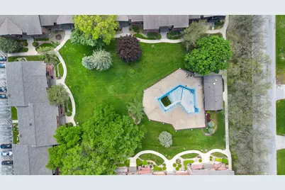 5343 Waterbury Court #2403, Crestwood, IL 60418 - Photo 2