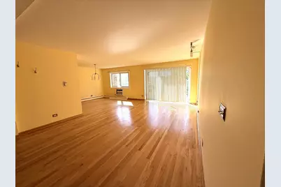 10373 Dearlove Road #304, Glenview, IL 60025 - Photo 2