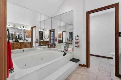 1659 Brittany Lane, Hoffman Estates, IL 60192 - Photo 20
