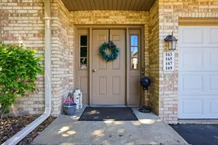 167 Barbara Jean Ln, Joliet, IL 60436 - Photo 4