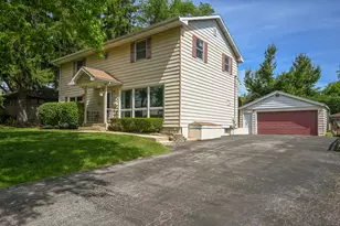 114 W Berkshire Ave, Lombard, IL 60148 - Photo 4