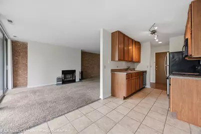 5950 Oakwood Drive #4K, Lisle, IL 60532 - Photo 6