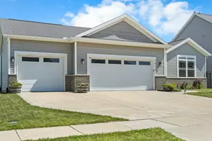 1012 Declaration Dr, Savoy, IL 61874 - Photo 2