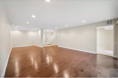 1740 Mission Hills Road #112, Northbrook, IL 60062 - Photo 6